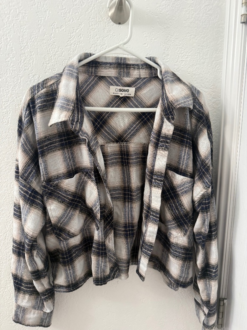 Navy and beige women’s flannel